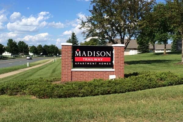  - Image360-Woodbury-MonumentSigns-RealEstate (2)